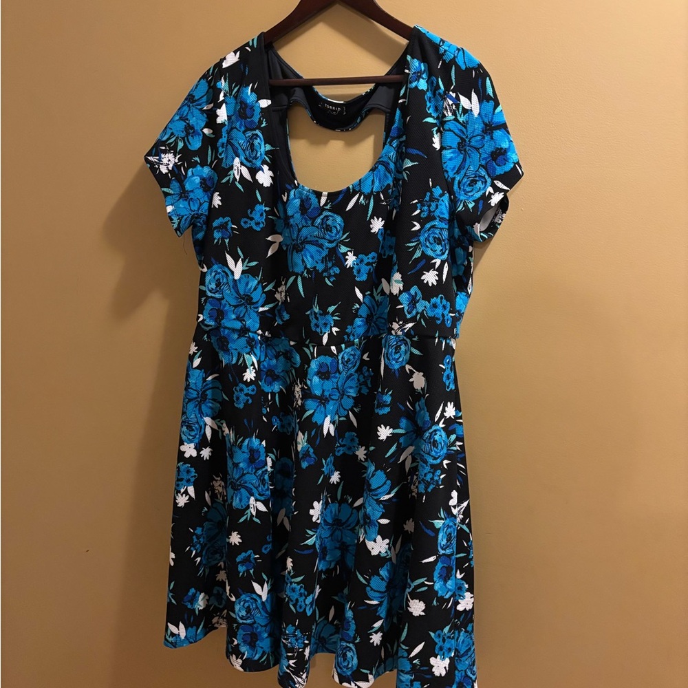 🔵Torrid Blue Floral Mini Dress